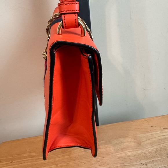 Gucci Silvie Orange Leather Shoulder Bag - Picture 5 of 14